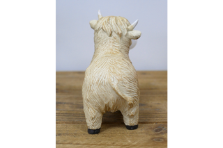 Highland Cow Blowing Gum, Cute Home Decor