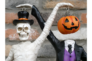 Off With Your Head Couple - Halloween Ornament image 5