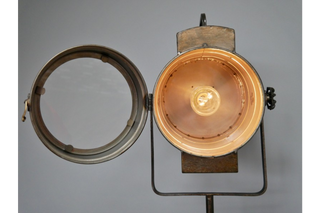 Searchlight Lamp, Adjustable Tripod Industrial Floor lamp