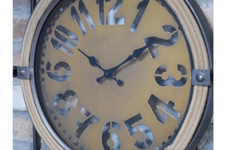 Wall Clock in Frame image 1
