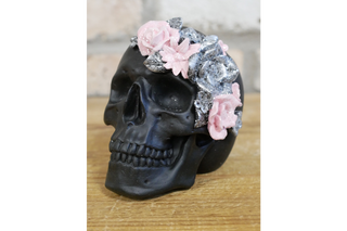 Set Of 3 Skulls with flowers - Halloween Ornament image 3