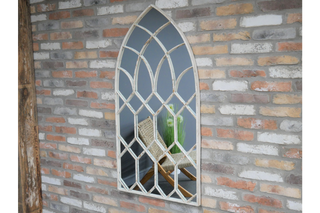 Reflecting Style: How Mirrors Brighten and Transform Your Home